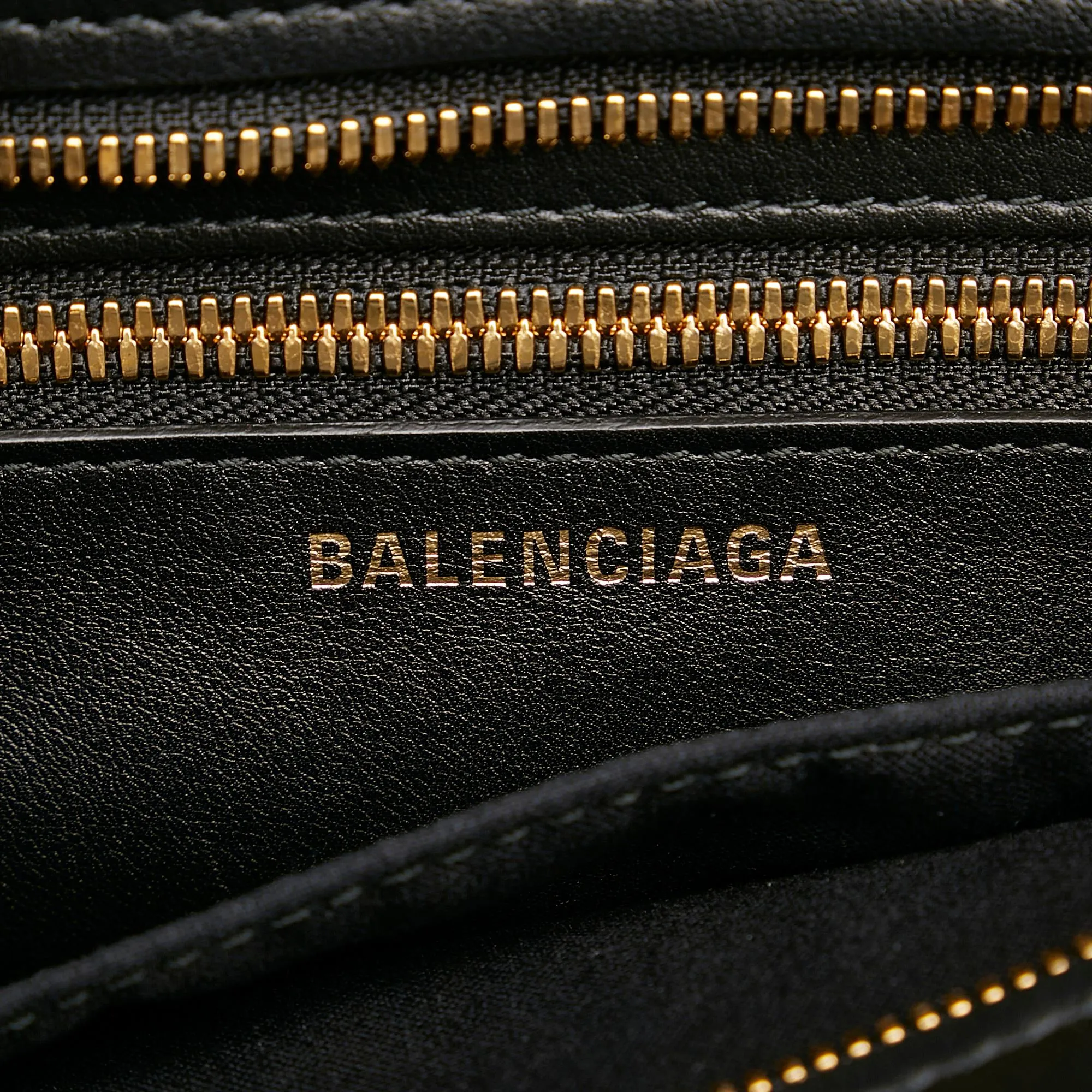 Balenciaga Laundry Cabas Fringe Leather Tote Bag (SHG-33746)