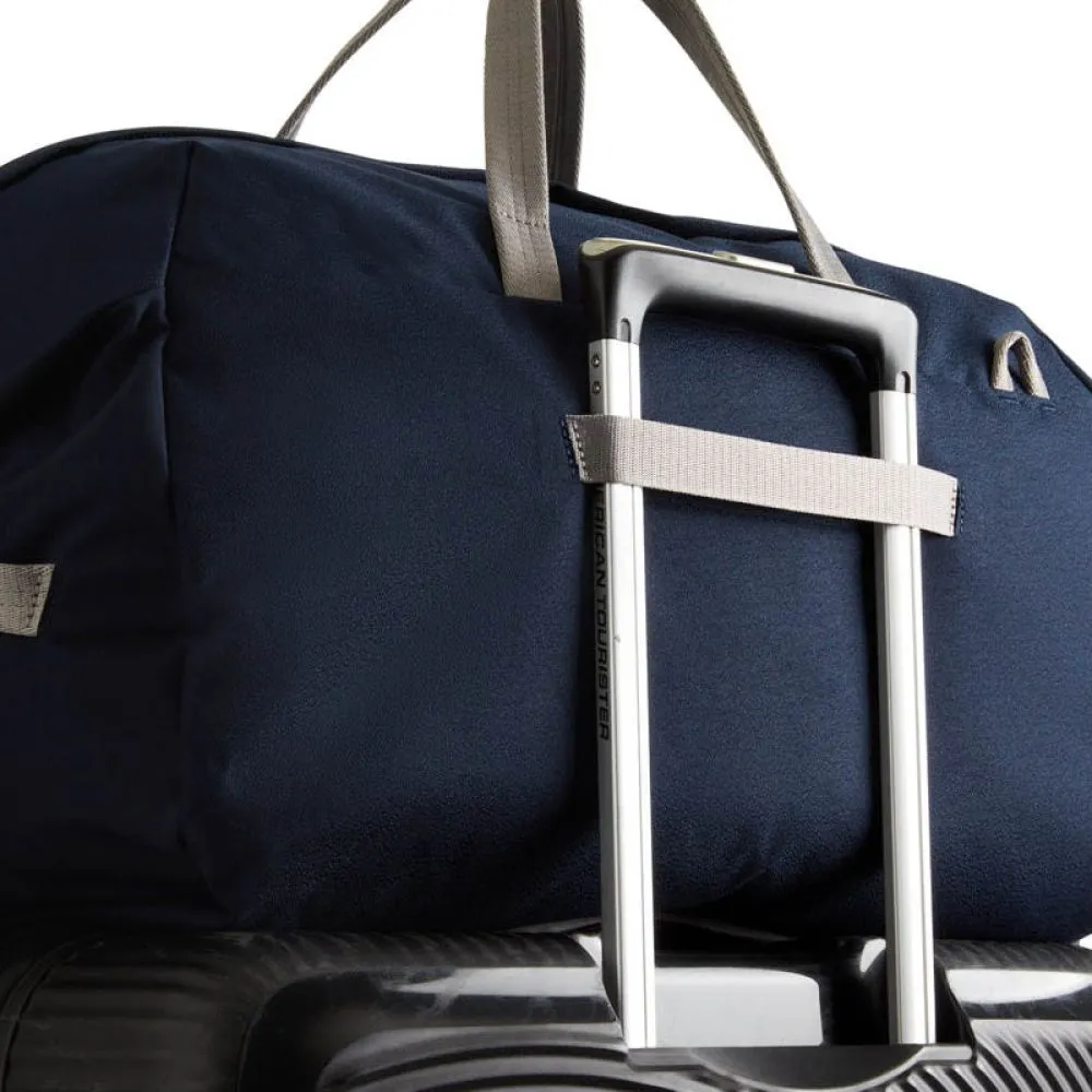 Bellroy Classic Weekender 45L in Navy