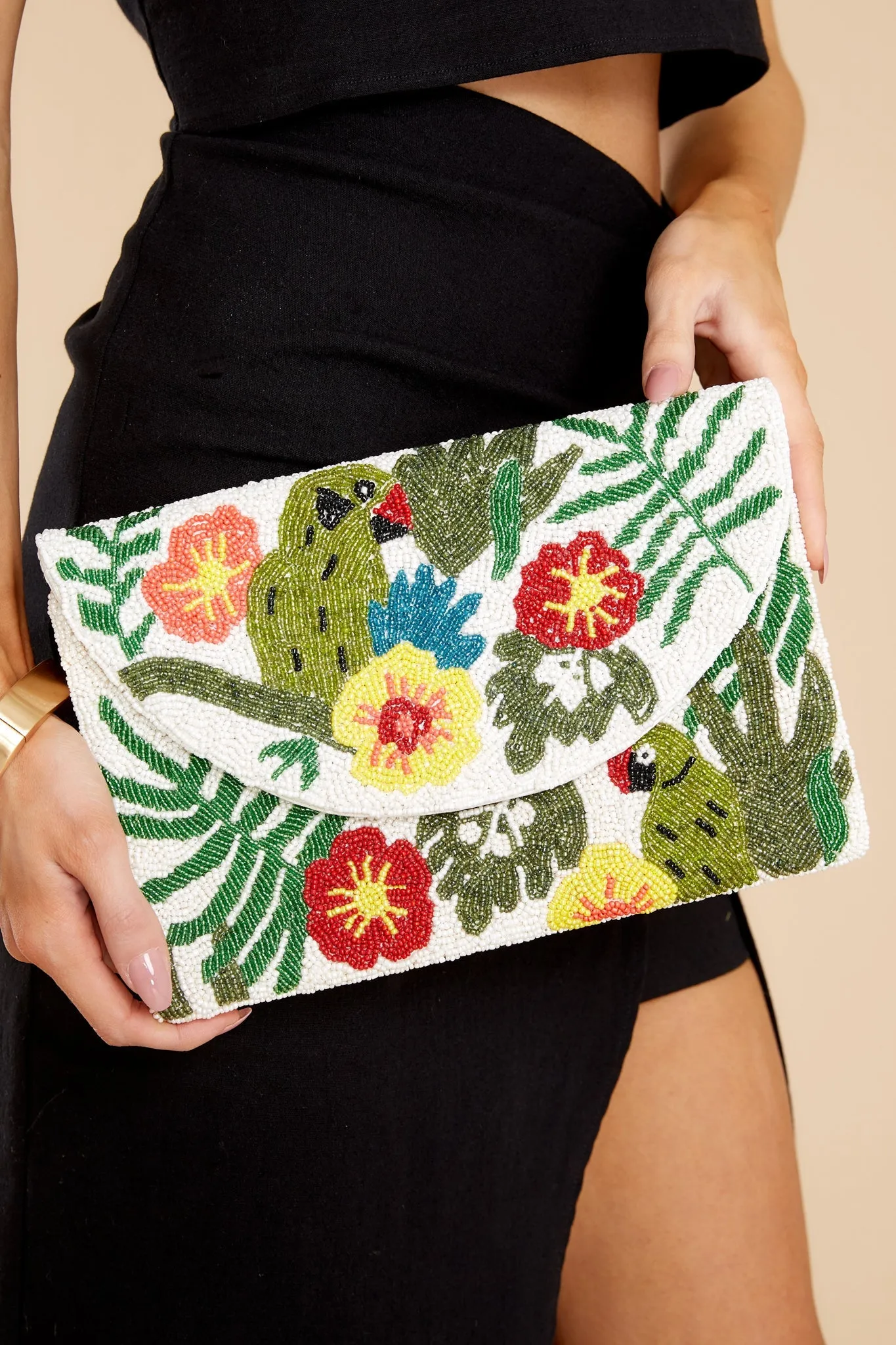 Tropic Of Discussion White Multi Beaded Clutch